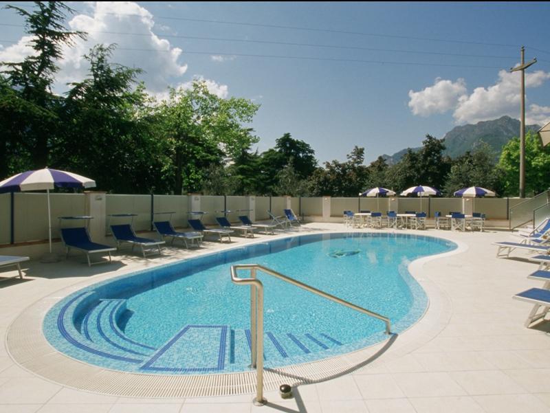 Hotel Angelini 토르볼레 외부 사진