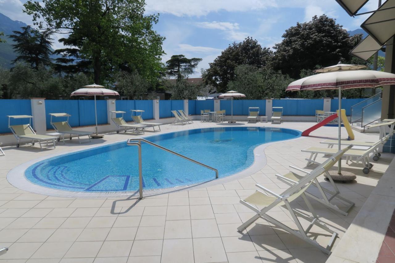 Hotel Angelini 토르볼레 외부 사진